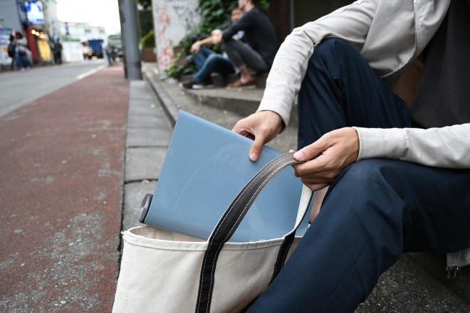 ノートPCサイズの「WalkCar」、10月21日に予約受付開始