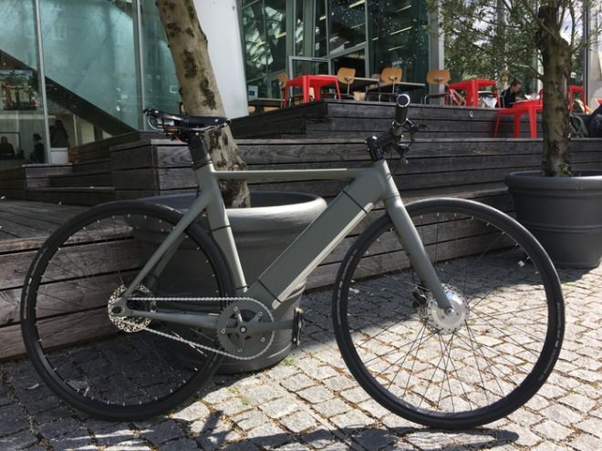 前輪駆動の電動アシスト自転車「ElBike