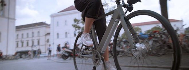 前輪駆動の電動アシスト自転車「ElBike