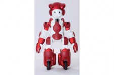 東京駅でロボットが旅客案内 訪日外国人向けに実証実験