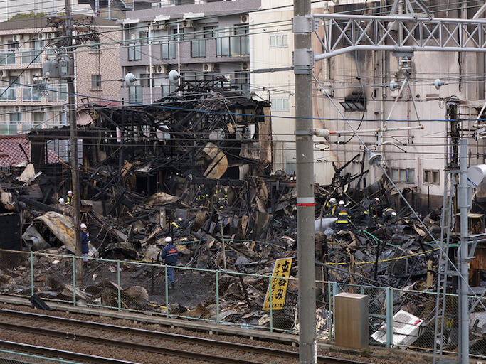 火事の現場をスマホで撮影する野次馬におじいさんが投げかけた言葉 Mag2 News Goo ニュース