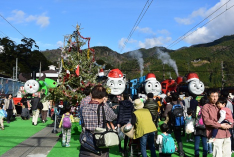2015年クリスマス時の千頭駅でのトーマスフェア