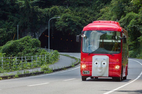 バスのバーティー