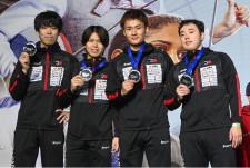 【フェンシング】男子フルーレ日本代表チームがパリ五輪出場内定！ワールドカップ（フランス／パリ）で銀メダル獲得！