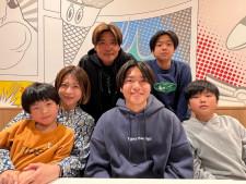 4人の息子の父親として　サッカー元日本代表・大久保嘉人さんがつづる熱きメッセージ「できるかどうかはやってみないと」