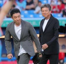 三浦友和、なかやまきんに君が神宮球場で始球式　きんに君がエール「頑張れ！〝ヤー！〟クルト〝パワー！〟」