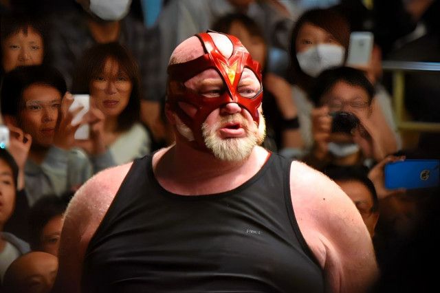 大人気定番商品 圧倒的な破壊力で日米マット界を席巻した「皇帝戦士」ビッグバン スポーツ