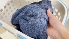 【洗濯】タオルが臭う？蓄積した汚れや臭いをごっそり取り除くお手入れ術