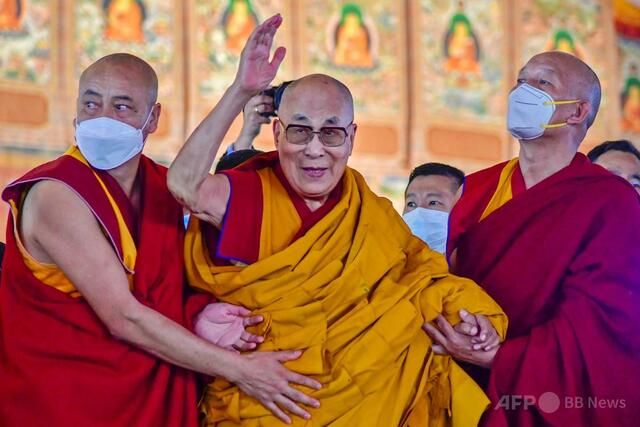 中国、ダライ・ラマの後継は「中央政府の承認必要」