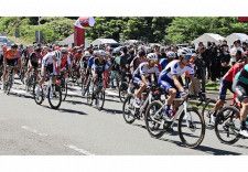 「ツール・ド・熊野」開幕　和歌山県古座川町・自転車の国際レース