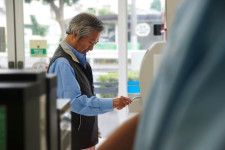 老後の心配事といえば、やはりお金。現役時代にいくら稼ぎ、貯蓄をしておけば安心した暮らしができるのか。All Aboutが実施したアンケート調査から、秋田県在住65歳男性のケースを紹介します。