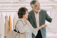 老後の心配事といえば、やはりお金。現役時代にいくら稼ぎ、貯蓄をしておけば安心した暮らしができるのか。All Aboutが実施したアンケート調査から、神奈川県在住69歳男性のケースを紹介します。
