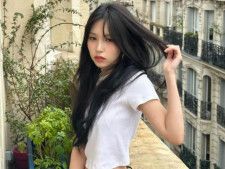 韓国の9人組ガールズグループ・TWICEのミナさんは4月24日、自身のInstagramを更新。見せパンショットを公開し、話題を呼んでいます。（サムネイル画像出典：ミナさん公式Instagramより）