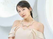 俳優の吉岡里帆さんが4月26日、自身のInstagramを更新。美しいデコルテが際立ったドレス姿を披露し、「美しすぎます」と称賛の声が寄せられています。（サムネイル画像出典：吉岡里帆さん公式Instagramより）