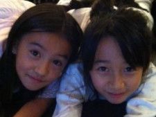 Koki,、Cocomiとの“秘蔵”姉妹ショット公開！ 姉の誕生日に幼少期のかわいい姿を披露