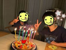 タレントの小倉優子さんが、6月5日に自身のInstagramを更新。長男の12歳の誕生日を祝福する様子を公開し、反響を呼んでいます。（サムネイル画像出典：小倉優子さん公式Instagramより）