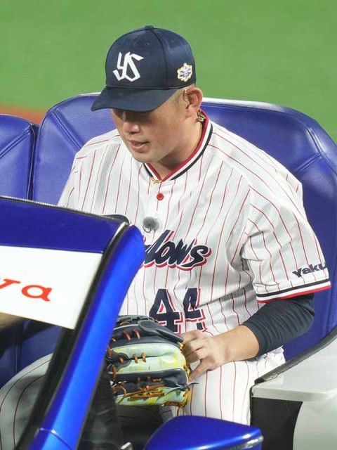 「まさか球宴で号泣するなんて…」　球団超えた粋な連係に泣かされるファン続出　最前列にちょこん