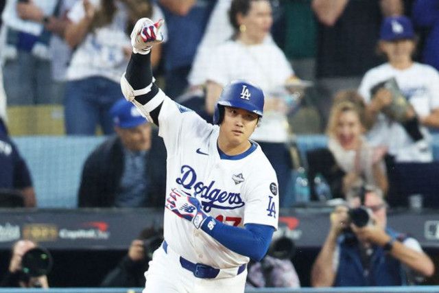 大谷翔平に不満サインの超スーパースターに賛否 「一流じゃない」「狂っているのか」現地で発見