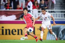 AFC U23アジアカップ準決勝で対戦した韓国とインドネシア代表【写真：2024 Asian Football Confederation】