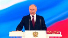 モスクワのクレムリンで2024年5月7日、就任式に臨むロシアのプーチン大統領。ロシア大統領府提供=ロイター