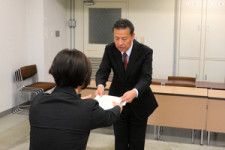 兵庫知事や幹部が「パワハラや物品授受」　職員アンケートの結果公表