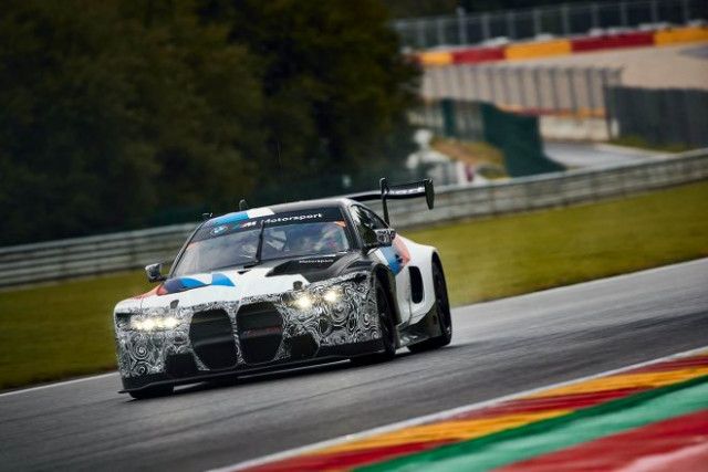 BMW M4 GT3の“エボ”は順調に開発中。ブレーキトラブルは「チームの選択」と解決には注力せず