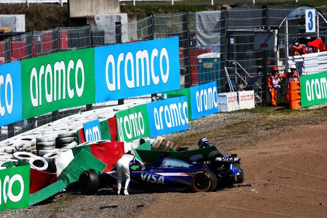 リカルドとアルボンのインシデントはペナルティなし「1周目だったこと」と「ストロールの存在」が理由／F1日本GP