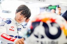 角田裕毅、初日17番手「予選Q3進出のため、マシンに変更を施す必要がある」チームはソフトでの課題を確認／F1第8戦