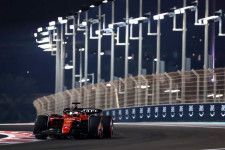 F1アブダビGP FP2：2度の赤旗で消化不良なセッションに。トップはルクレール、ノリスとフェルスタッペンが続く