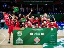 女子日本代表がパリオリンピックの出場権を獲得 [写真]＝fiba.basketball