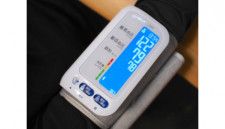 スマホでデータを管理できる！　血圧計に悩んだらエレコムの「エクリア上腕式血圧計」がおすすめ