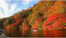 ZEN RESORT NIKKO、カヌーで紅葉などを楽しめるツアー付き宿泊プランなど10〜11月限定プランを販売