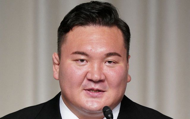 退職した白鵬が「週刊文春」に明かした唯一の心残り「相撲協会よ、上皇さまの手紙を返して」