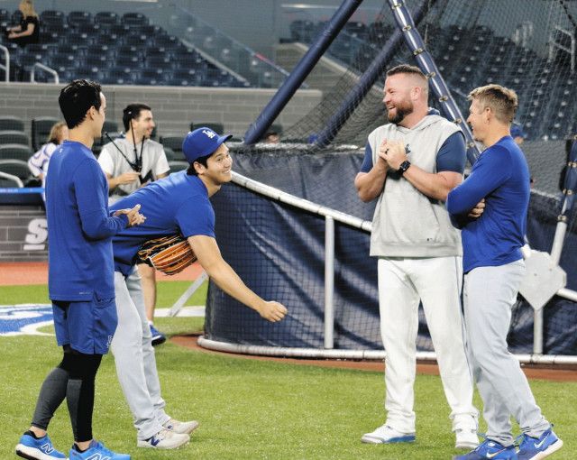 大ブーイングを浴びた大谷翔平に敵将がかけた言葉…「いつかブルージェイズの帽子を」【2024年ちょっといい話】(中日スポーツ) - goo ニュース