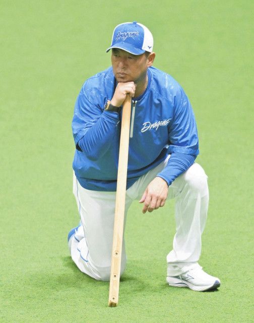 中日、来季のコーチ陣容発表 松中信彦さんは打撃統括コーチに 森野将彦、山井大介、浅尾拓也コーチが2軍から1軍に配置転換 = スポーツ - 写真 -  goo ニュース