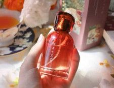 出版社生まれのコスメブランド｢リブロアリア｣から、新作の香水が登場♡
