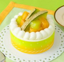 【銀座コージーコーナー】2種のメロンを1つで楽しめる!茨城のメロンを使ったケーキを発売♡