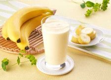 【サンマルクカフェ】生バナナを1本使った｢フレッシュまるごと生バナナスムージー｣が登場♡