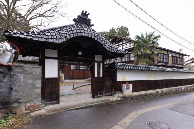 柳宗悦も滞在した富山の歴史ある寺院が “泊まれる民藝館”に