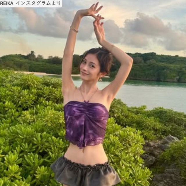 170cm“超絶美女モデル”26歳・REIKA、オフショルダー姿が「スタイル抜群」「めっちゃ細い」　減量を先日報告