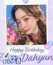 ダヒョン、26歳の誕生日を迎え世界中のファンから祝福の声｢お誕生日おめでとう!!｣｢愛してるよ｣