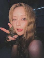 moussy ニット 黄色 重盛さと美着用 レディース