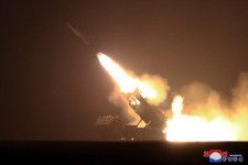 北朝鮮「戦術核攻撃訓練」実施…巡航ミサイル２発発射
