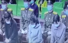 美女2人は「あるもの」を見て公開処刑で晒された…北朝鮮国民も驚愕した「あり得ない展開」