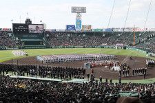 慶応高が参加する新たなリーグ戦も…一発勝負の甲子園大会は高校野球の可能性を引き出せているのか