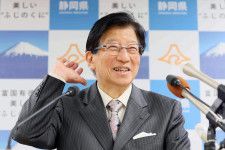 川勝平太知事は「早稲田大教授」時代から嫌われ者だった　28年前の学生情報誌は「高い教科書を買わせる」「別の先生にすべし」と酷評　