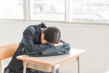 中学受験後の子どもはすでに睡眠負債がたまっている