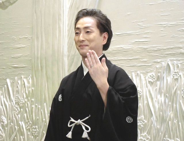 中村七之助の披露宴「むちゃくちゃ豪華」芸能人も「凄すぎて」モモコが報告　亡き父・勘三郎さんのワイン、激カワ♥ケーキも