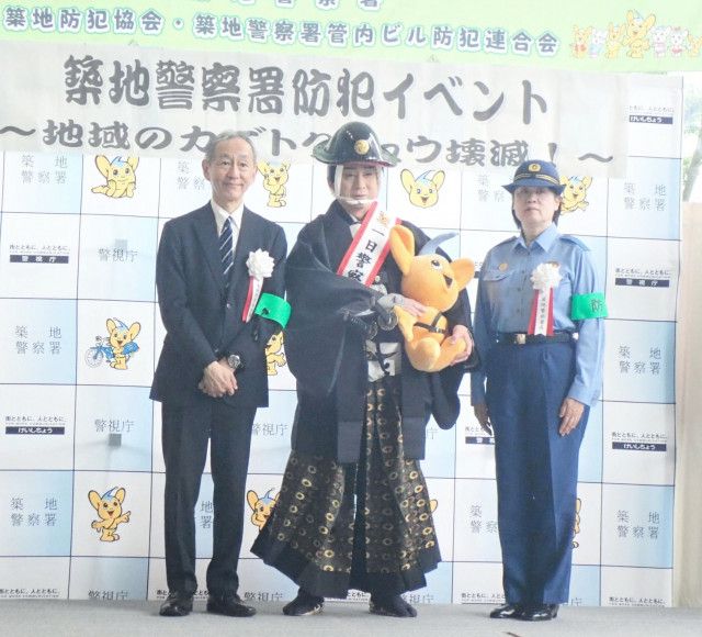 市川團十郎の長女ぼたん「ビックリすることばかり。お客さんが入った初日でドンとまた飛び抜けた」と松本幸四郎が絶賛