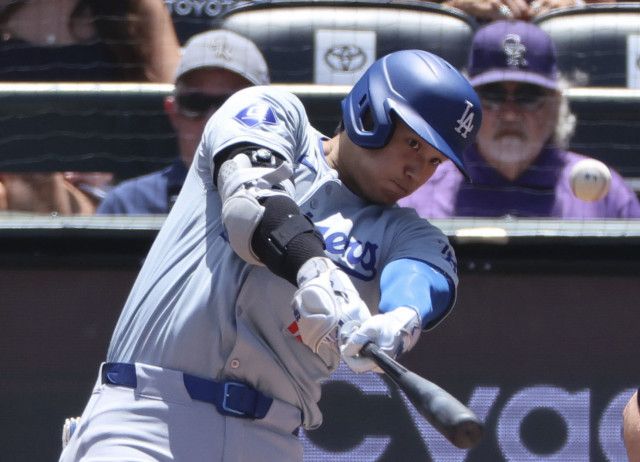 大谷翔平が勝ち越しの２点二塁打　強振せず弾丸ライナーで右中間を破る　解説者「打球が速すぎてセンターが追いつかなかった」
